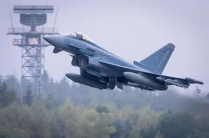 La OTAN intercepta varios cazas rusos.