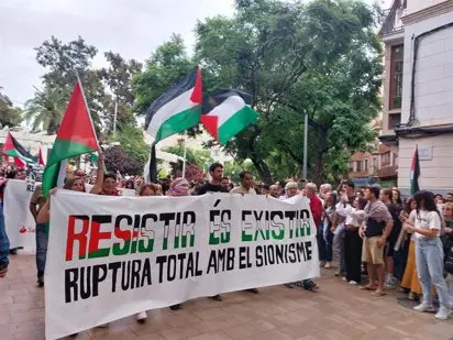 Manifestaci&oacute;n en Palma a favor de parar el "genicidio de Gaza".