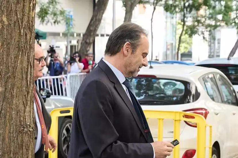 Jos&eacute; Lu&iacute;s &Aacute;balos, ex-ministro de Trasportes.