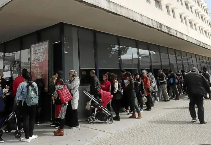 IBAVI, colas para acceder a una vivienda p&uacute;blica
