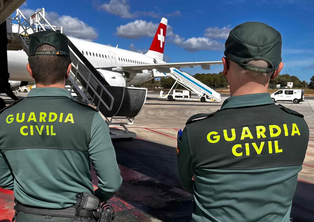 Guardia Civil de aeropuertos