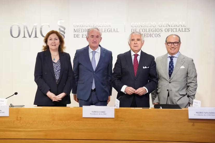 Representantes de la OMC en la presentaci&oacute;n de las demandas