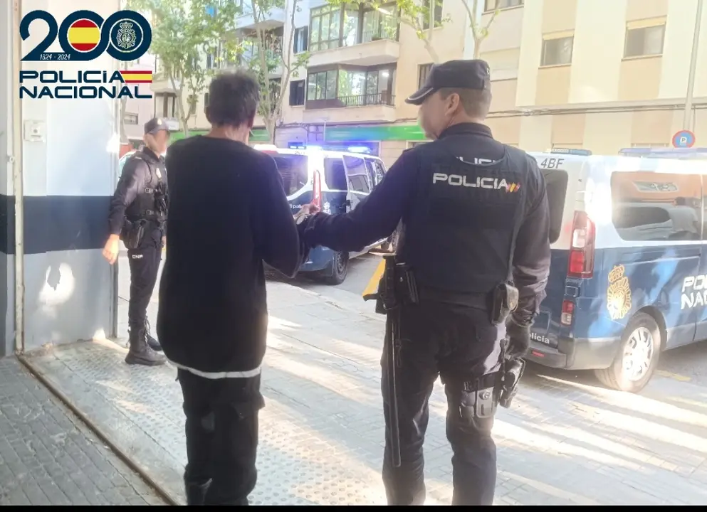 Padre  torturador detenido