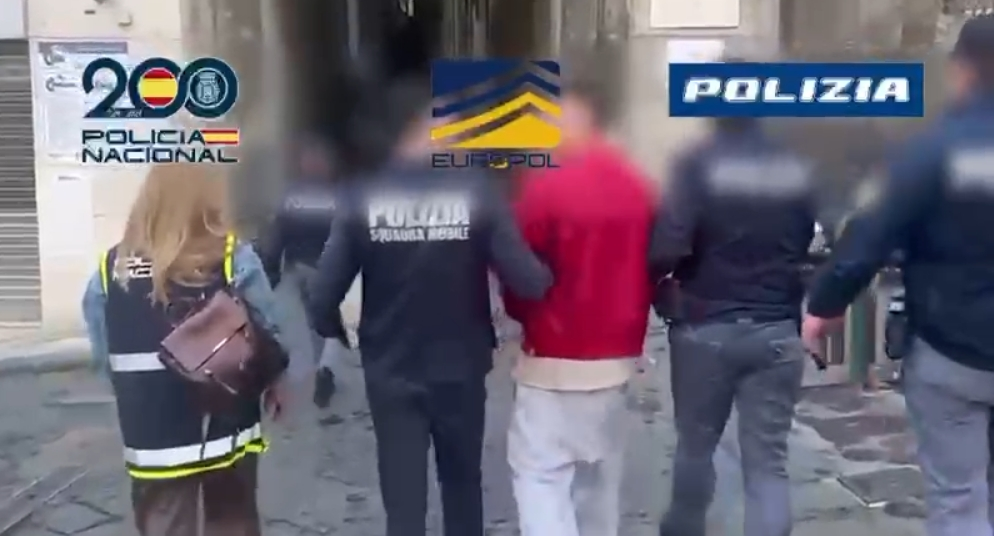 Uno de los detenidos en N&aacute;p&ograve;les