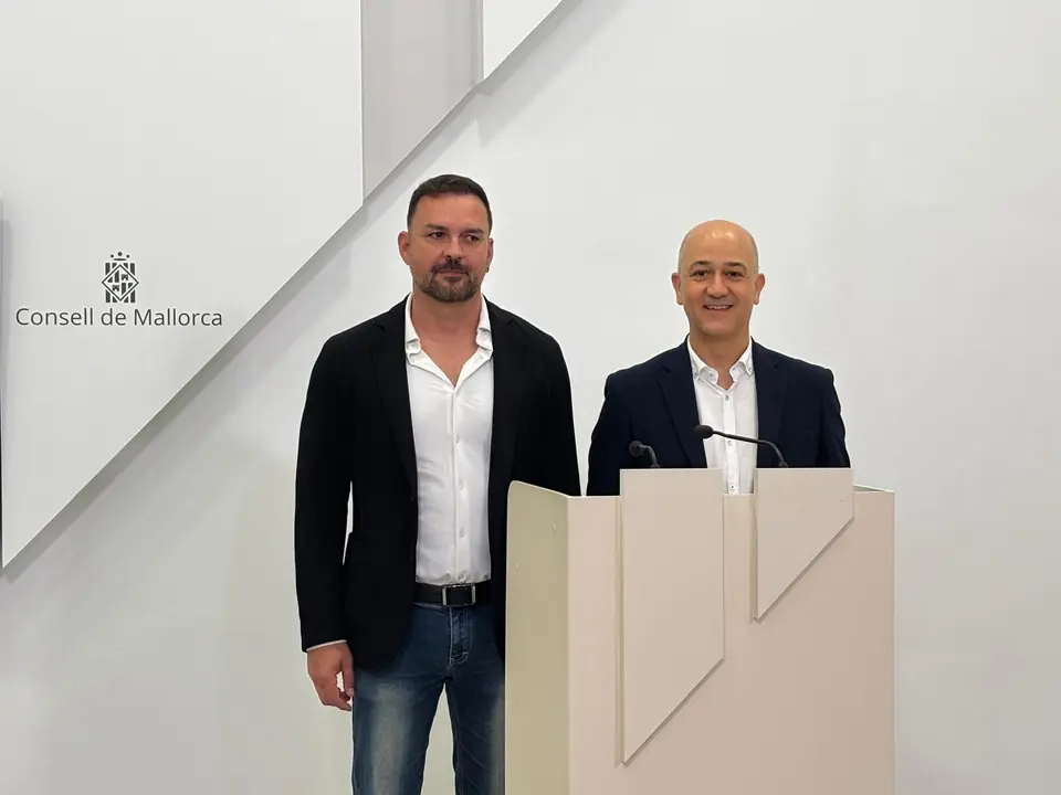 Antoni Salas y Joan Llad&oacute; 