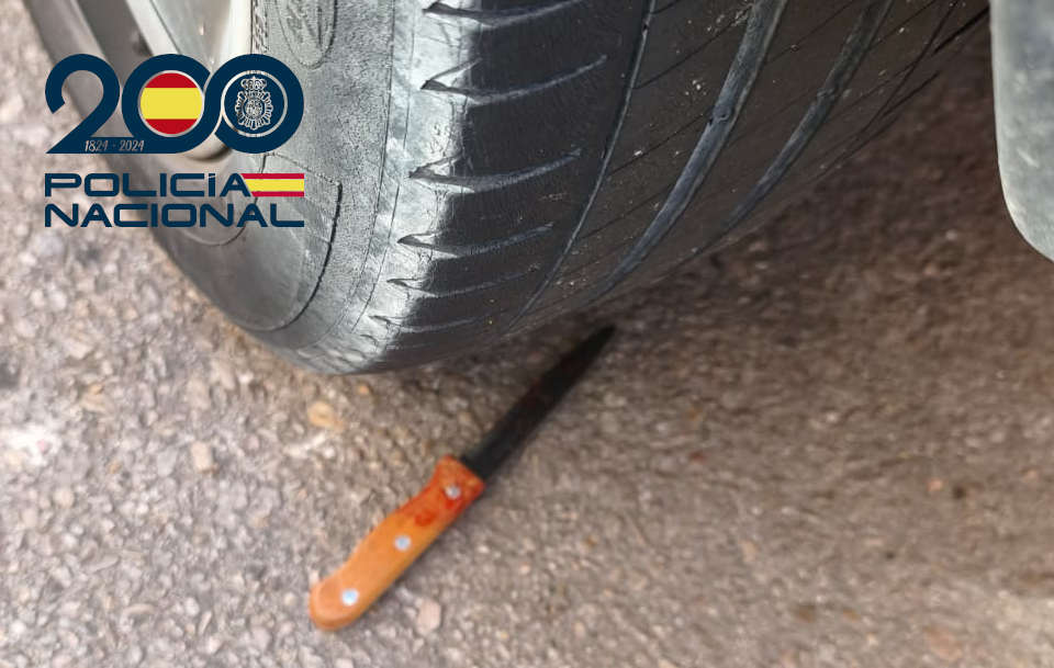 Cuchillo empleado en la agresi&oacute;n