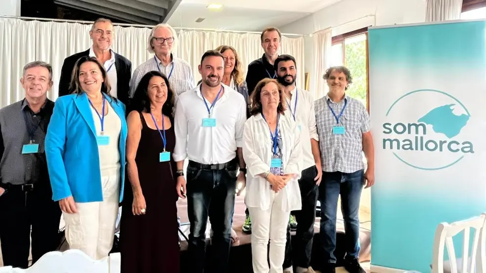 La directiva de SOM Mallorca.