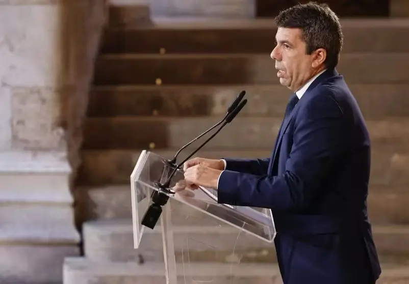 Maz&oacute;n anuncia su dimisi&oacute;n como presidente de la Generalitat