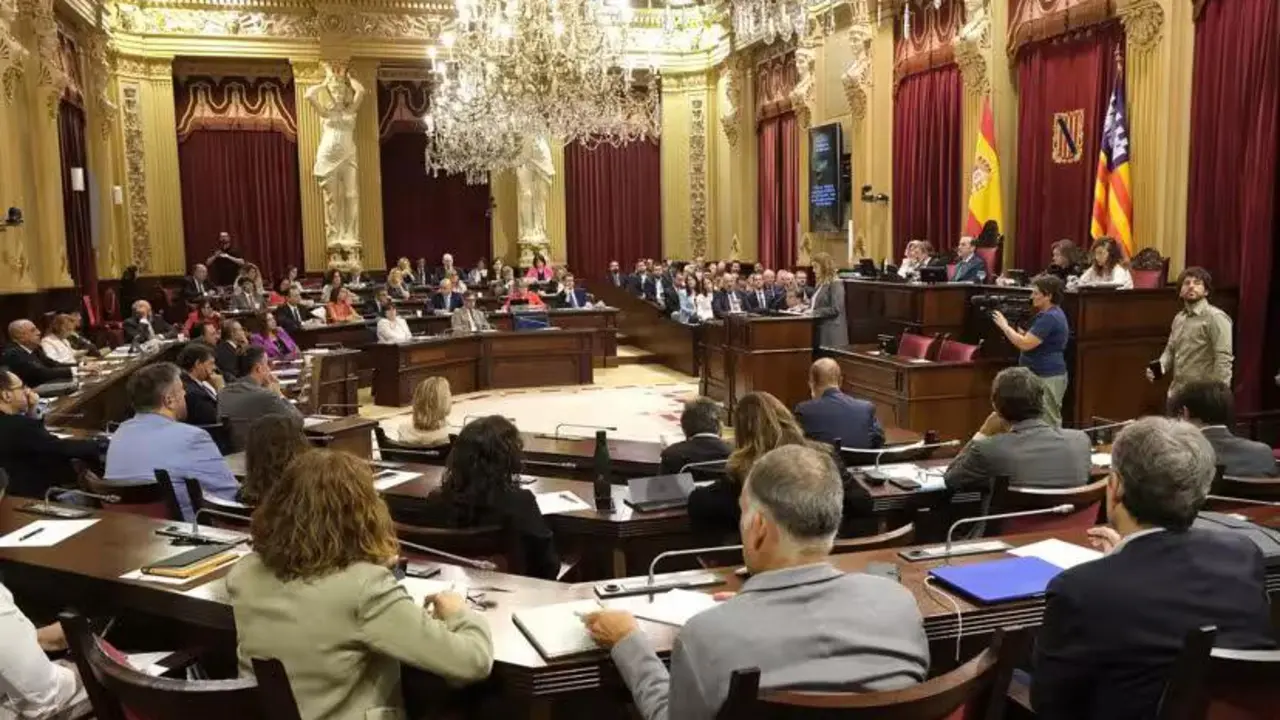 Pleno del Parlament de les Illes Balears