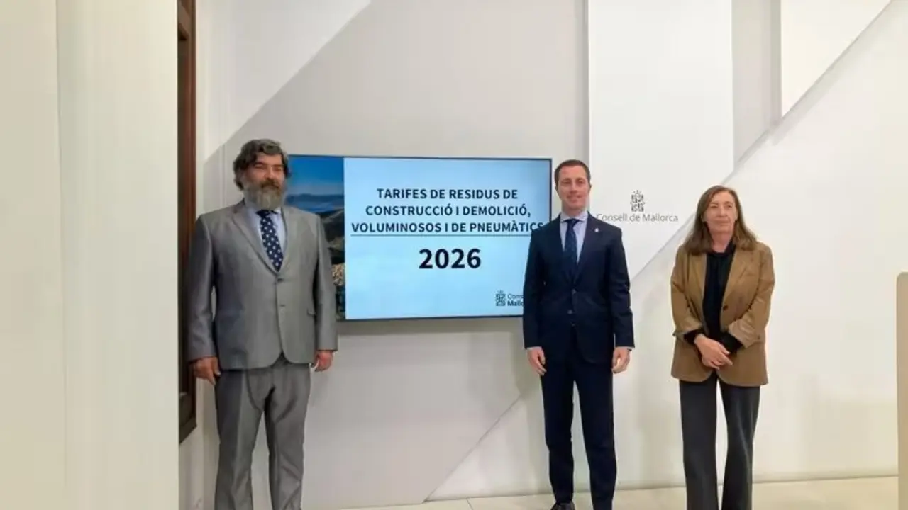 El presidente del Consell de Mallorca, Lloren&ccedil; Galm&eacute;s, i el vicepresidente, Pedro Bestard.