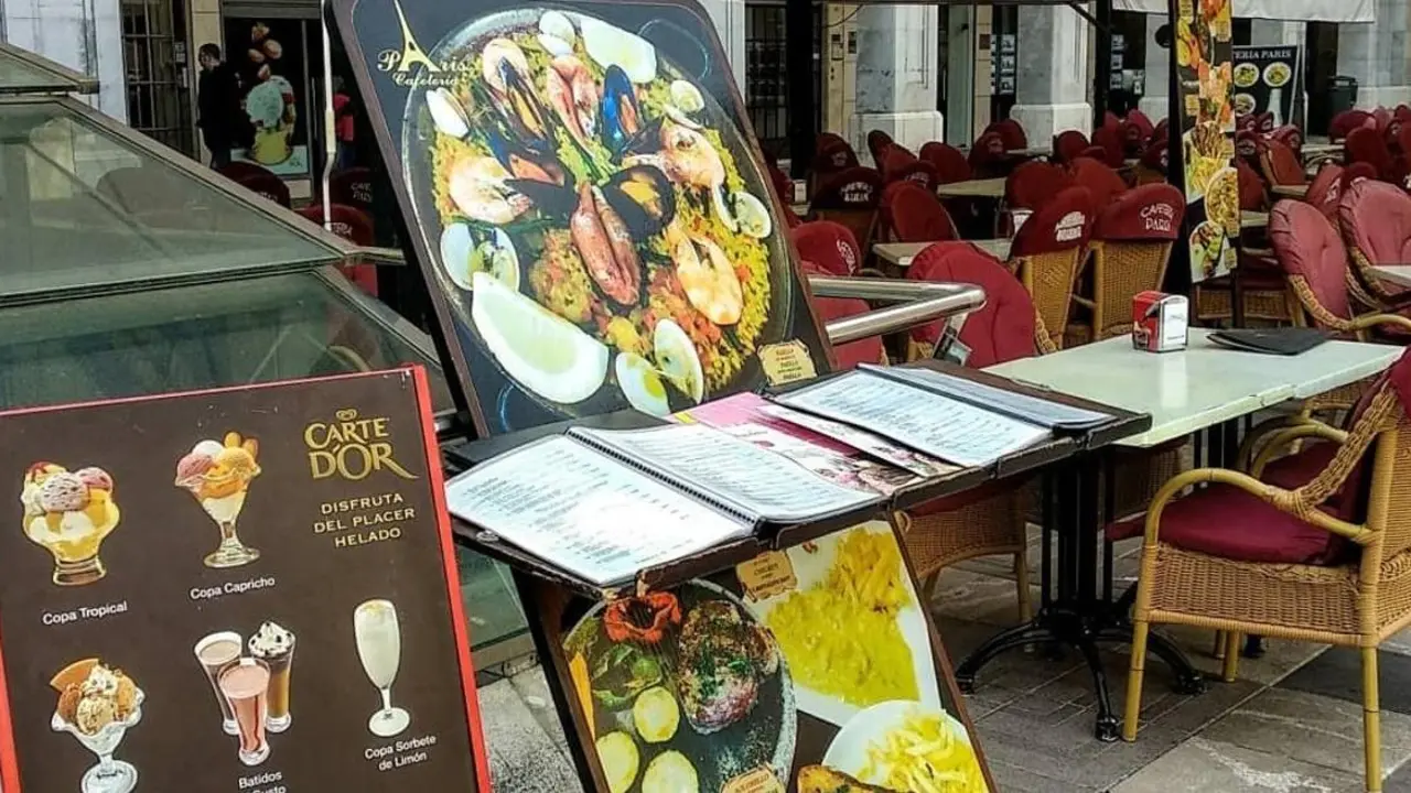 La ocupaci&oacute;n en actividades tur&iacute;sticas baja en Baleares.