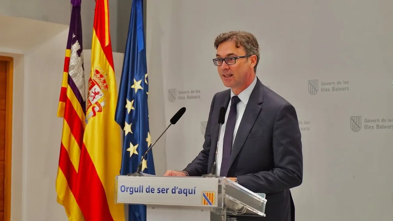 Costa despu&eacute;s del Consell de Govern.