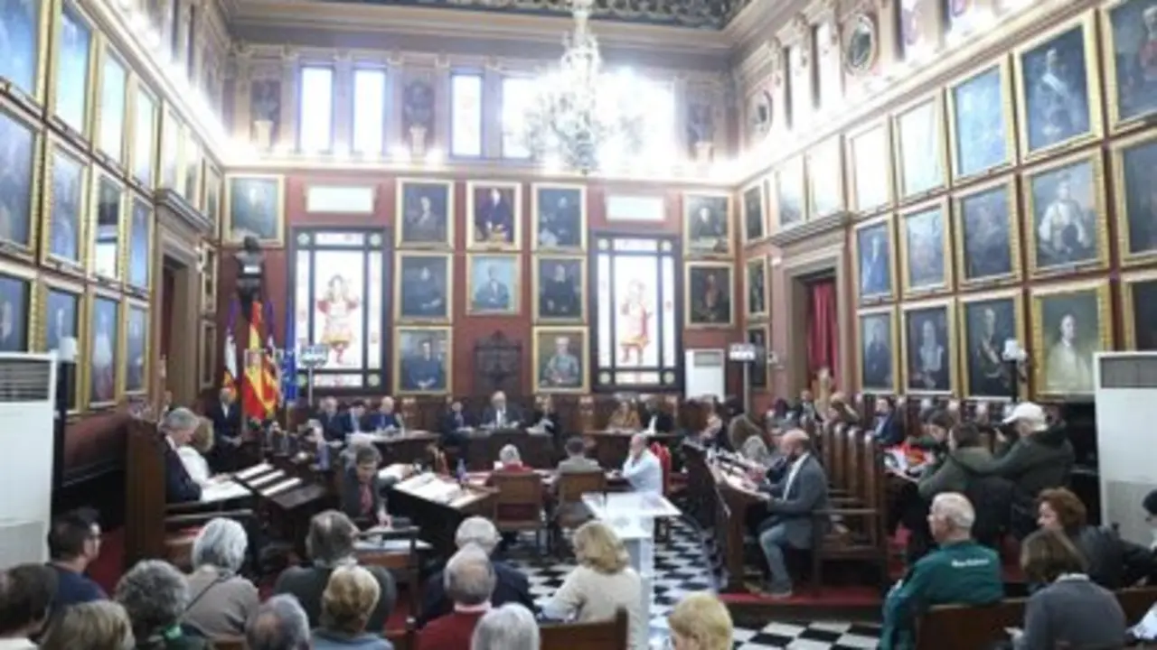 Cort da el viso bueno a cambiar la Ley de Capitalidad