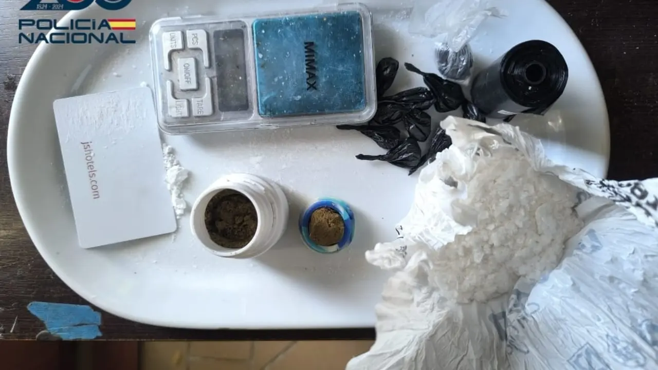 Droga y utensilios preparados