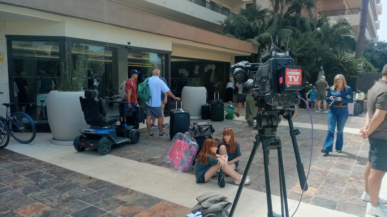 Exteriores del hotel Zafiro