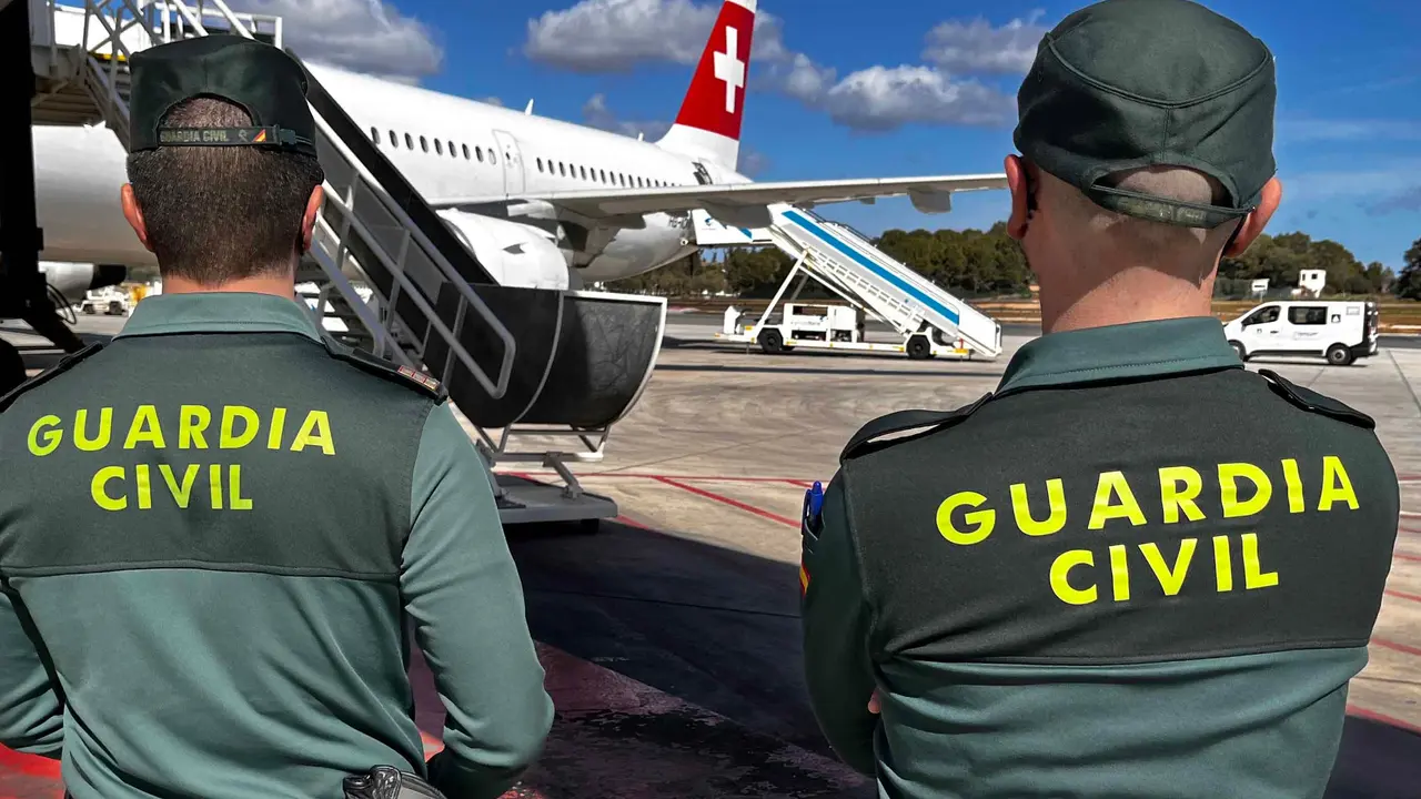 Guardia Civil de aeropuertos
