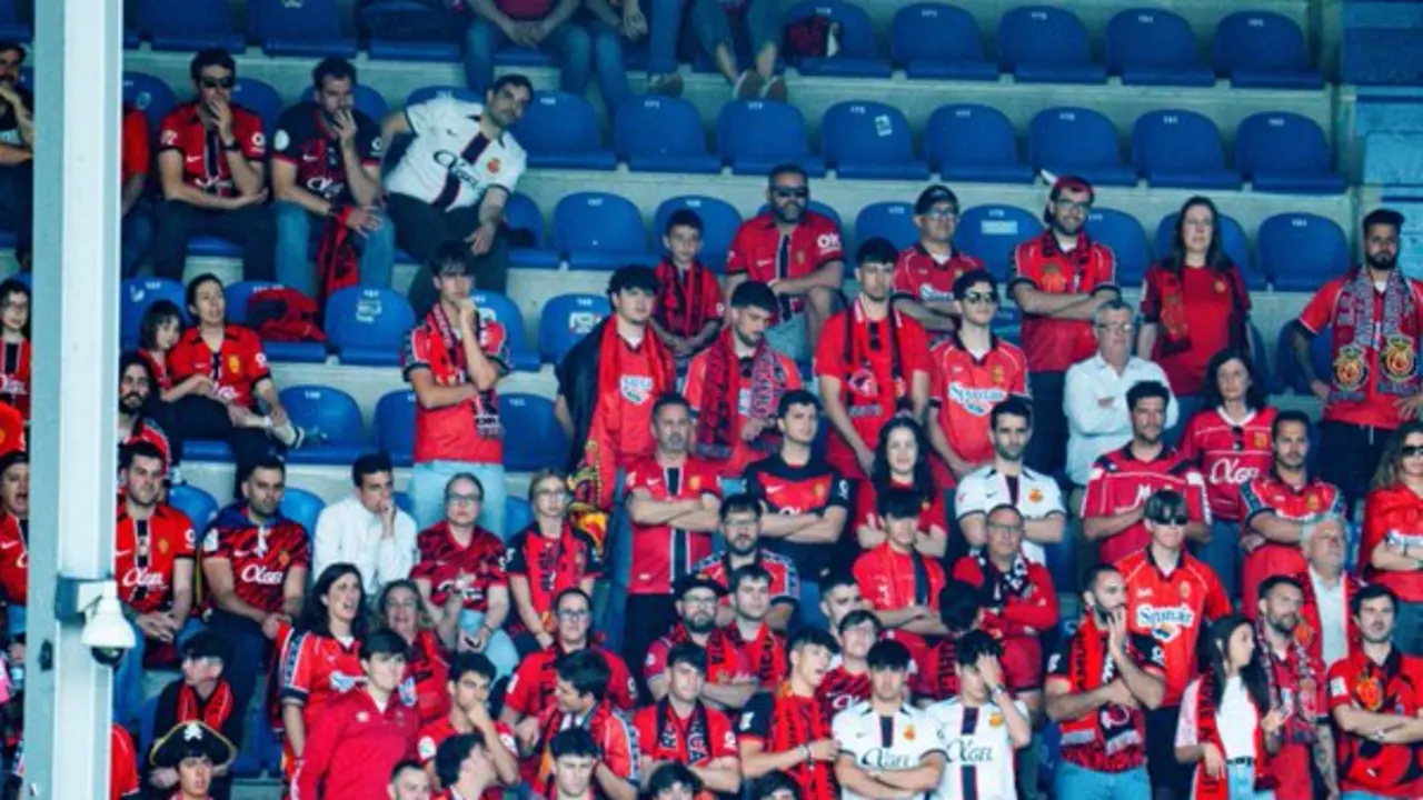 Afici&oacute;n mallorquinista en Vitoria