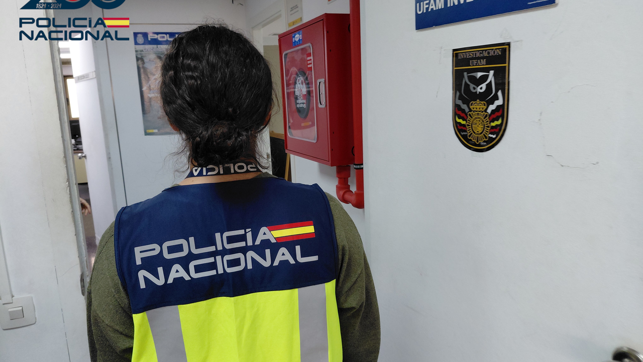 Agente encargada de la investigaci&oacute;n