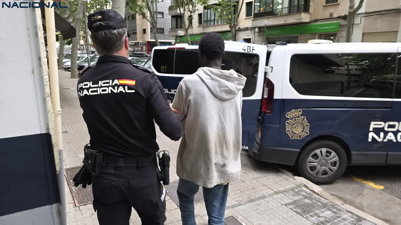 SENEGALES DETENIDO