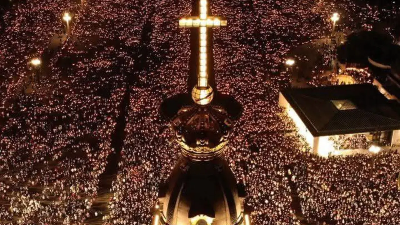 F&aacute;tima 2