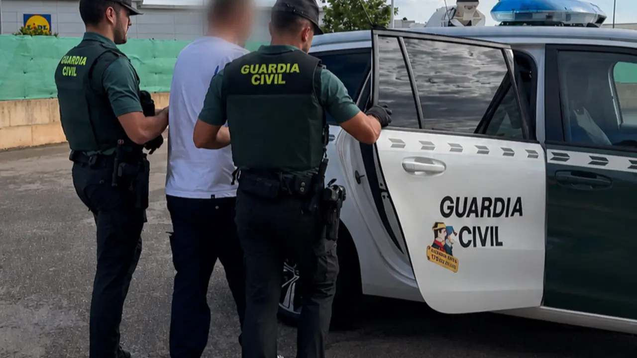 Momento de la detenci&oacute;n del violento ladr&oacute;n