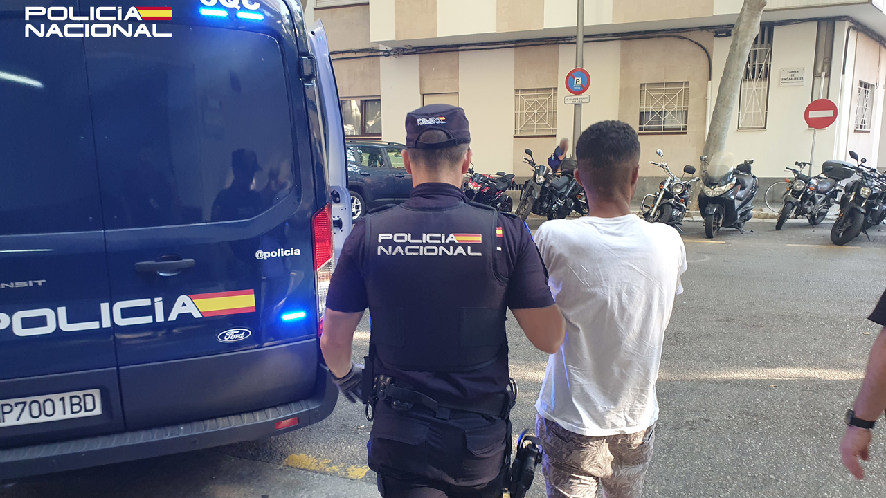 argelino detenido por apu&ntilde;alamiento