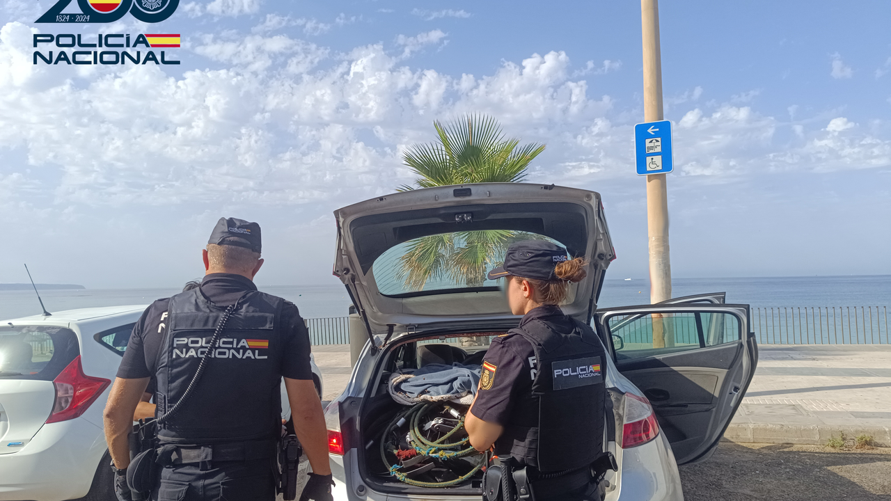 Policia Nacional en la Playa de Palma