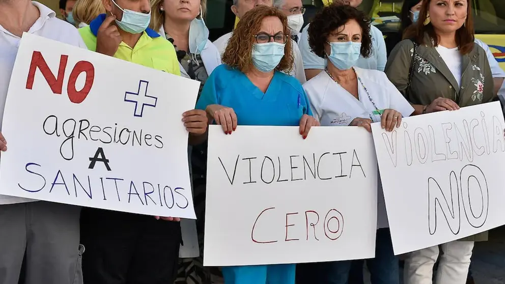 conentraci&oacute;n contra agresiones a sanitarios