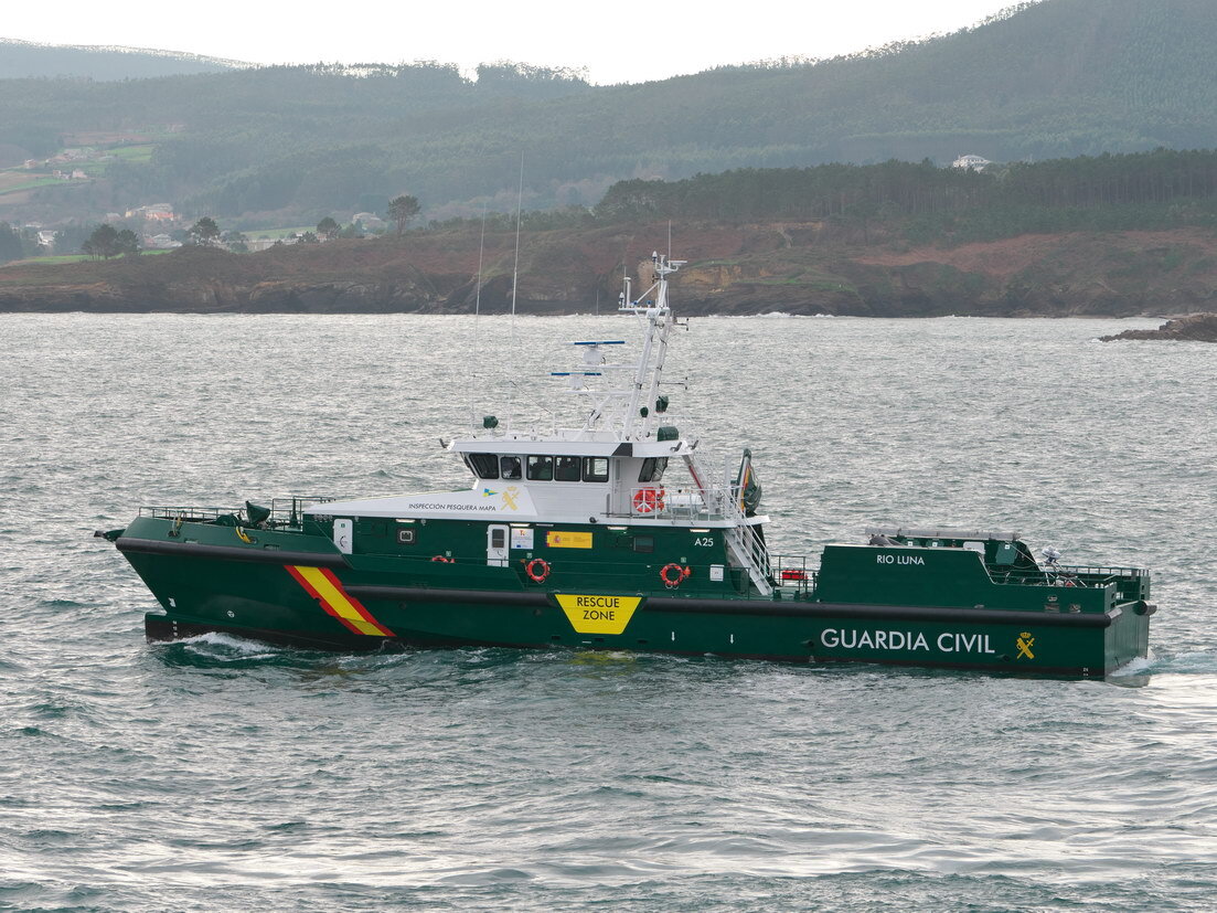 patrullera guardia civil