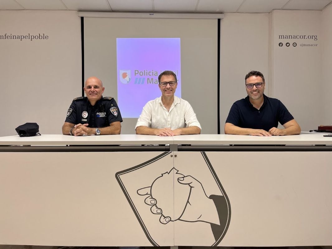 Alcalde de Manacor y mandos de la Policia local