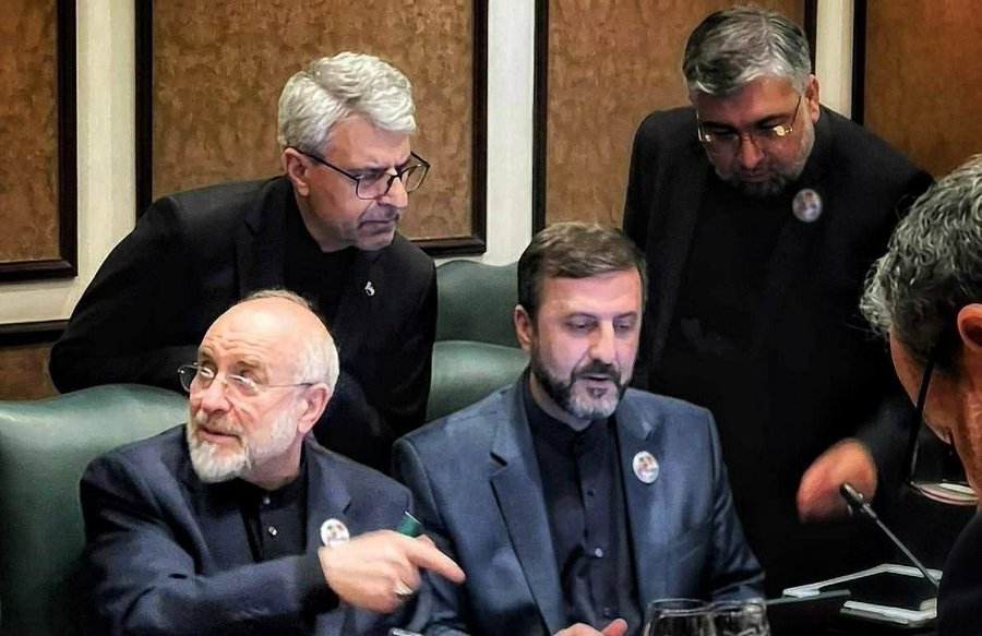 Negociadores iranís