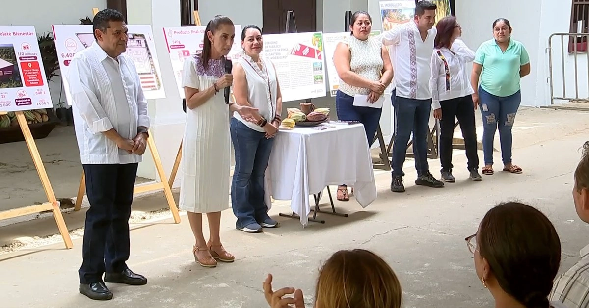 Presidenta mexicana explicando el acuerdo