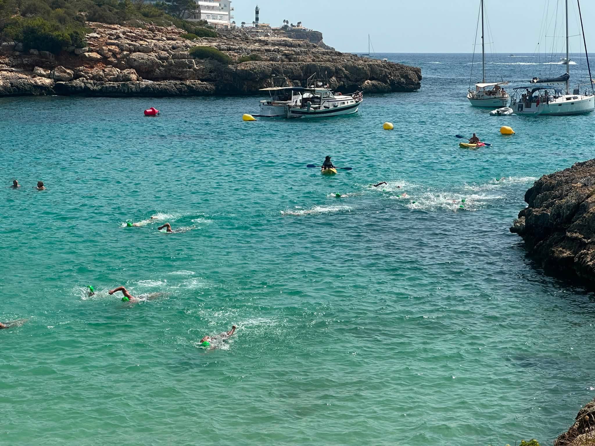 Participantes en el triatlon